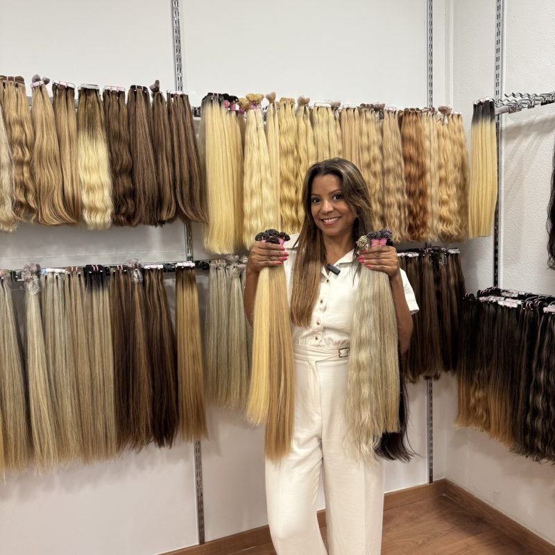 Workshop - Extensões capilares com Fita Adesiva Injetavel